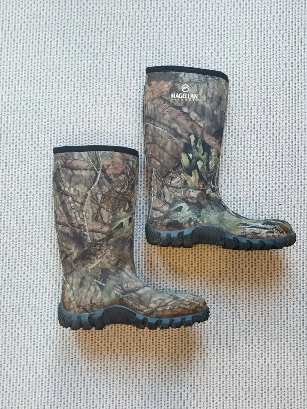 Magellan Hunting Tall Boots Mens 8 Camo Waterproof Neoprene Outdoors Mossy Oak.